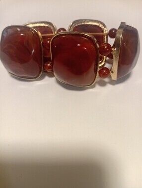 Marbled Reddish Brown Gold-Tone Chunky Cut Stones Bead Statement Bracelet
